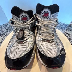 New balance  Men’s Shoes